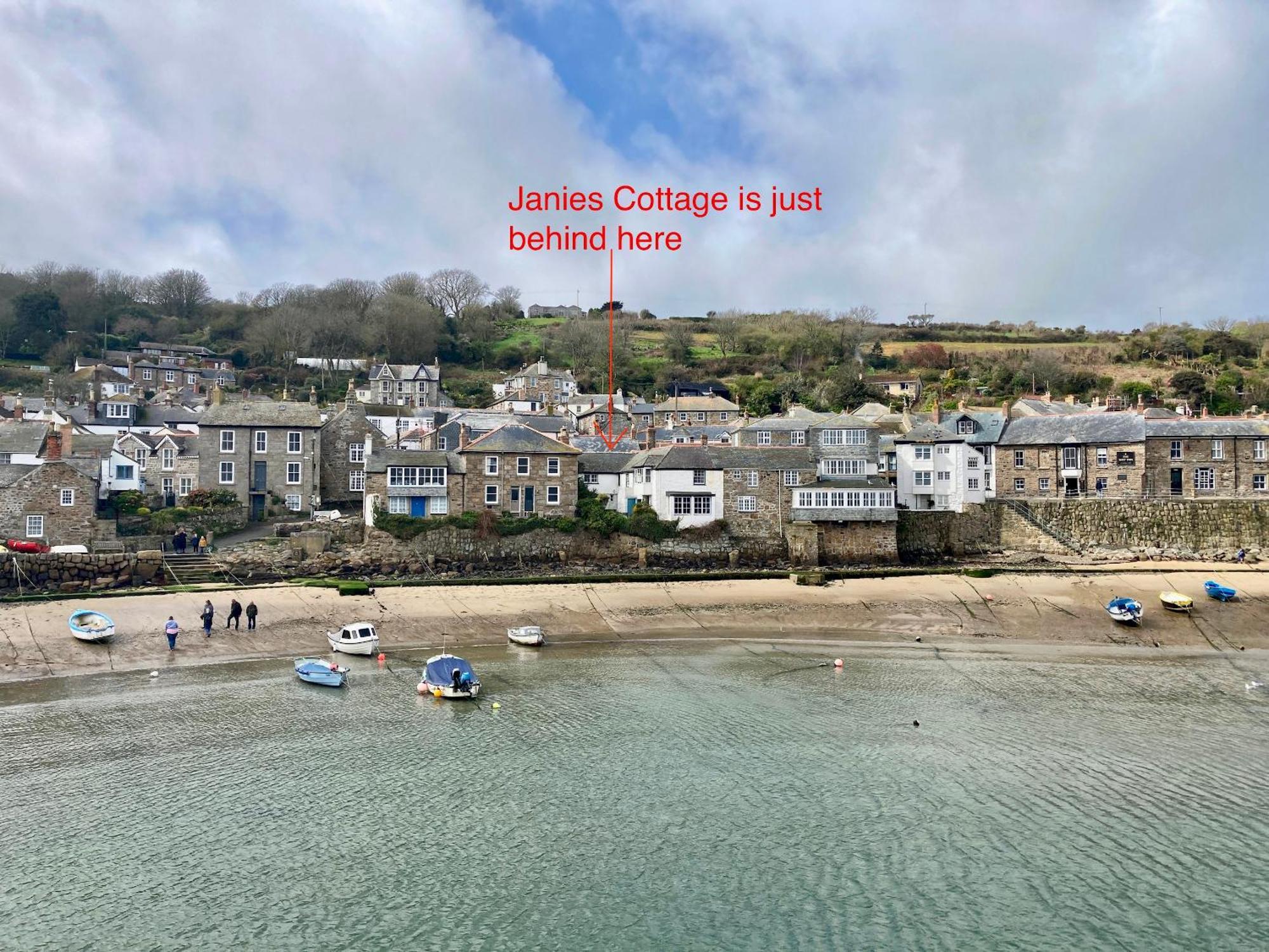 Janies Cottage~ Mousehole~Eclectic Interiors & Vintage Charm Exterior photo